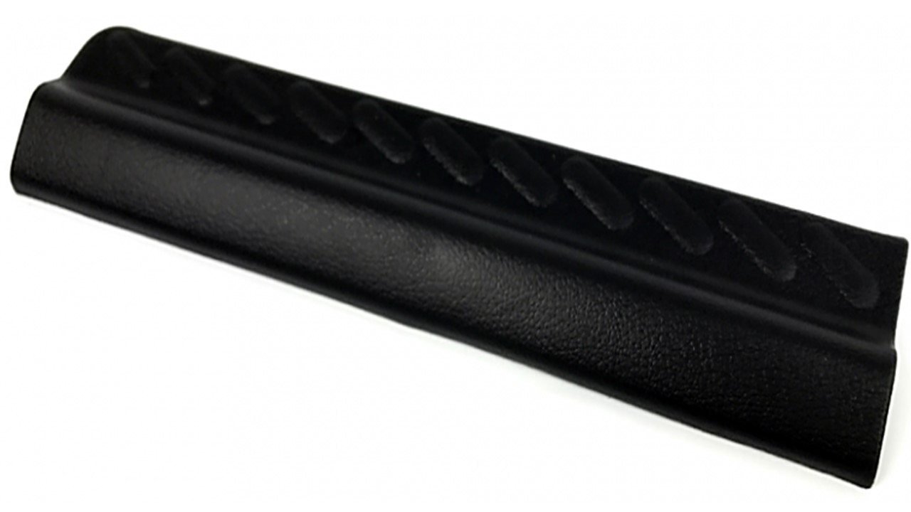 MOLDURA PISA ALFOMBRA TSURU III DERECHO NEGRA | FEREL | ACCESORIOS AUTOMOTRICES | ACCESORIOS | MOLDURA AUTOMOTRIZ